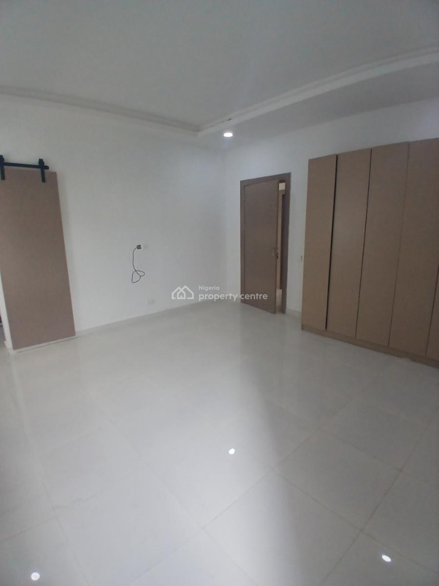 Newly Built and Serviced with 24/7 Power Supply 2 Bedroom En-suite Fla, Lekki Phase 1, Lekki, Lagos, Flat / Apartment for Rent
