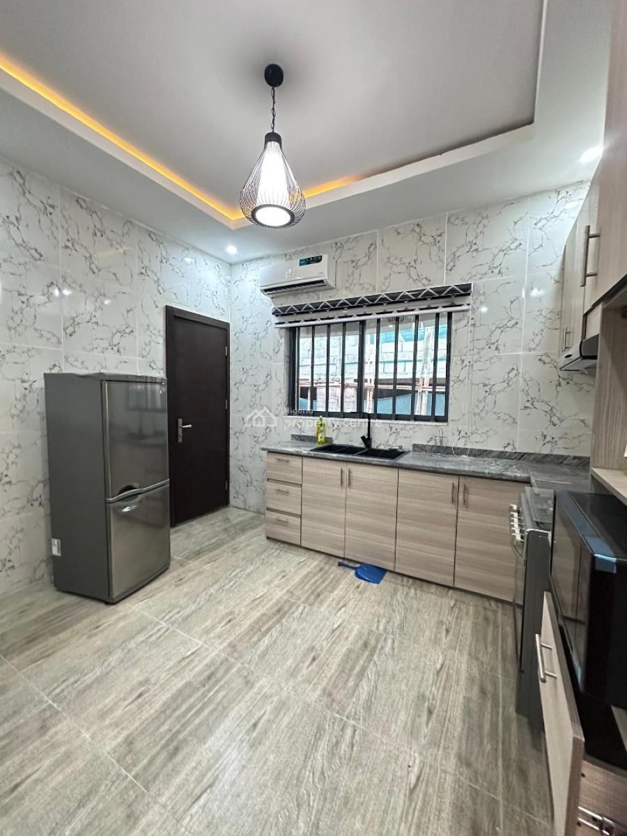 Fully Furnished 1 Bedroom Apartment with Swimming Pool &gym, Ologolo, Lekki, Lagos, Mini Flat (room and Parlour) for Rent