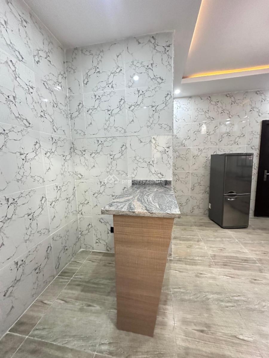 Fully Furnished 1 Bedroom Apartment with Swimming Pool &gym, Ologolo, Lekki, Lagos, Mini Flat (room and Parlour) for Rent