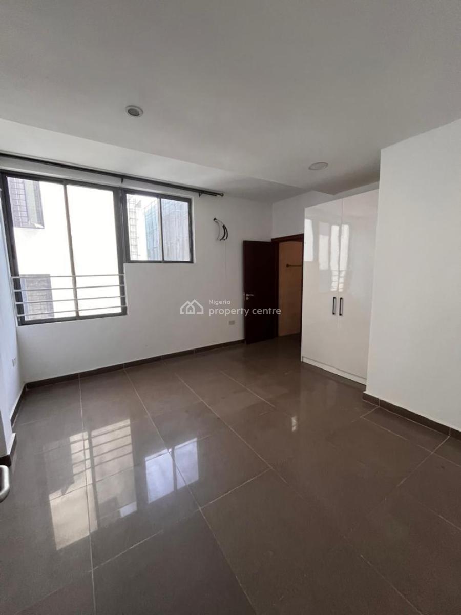 Luxury 3 Bedroom Apartment with Bq, Lekki Phase 1, Lekki, Lagos, Flat / Apartment for Sale