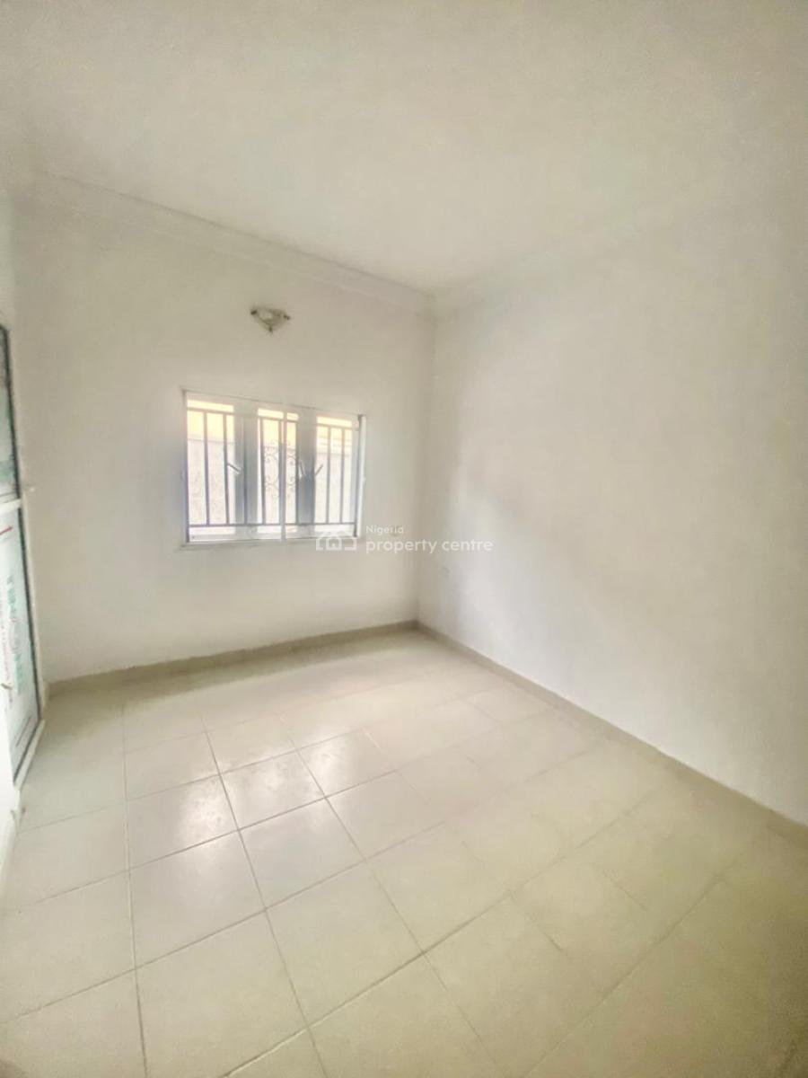 Tastefully Finished 3 Bedroom Flat, Atlantic View Estate By Alpha Beach Road New Road Chevron, Lekki Phase 2, Lekki, Lagos, Flat / Apartment for Rent