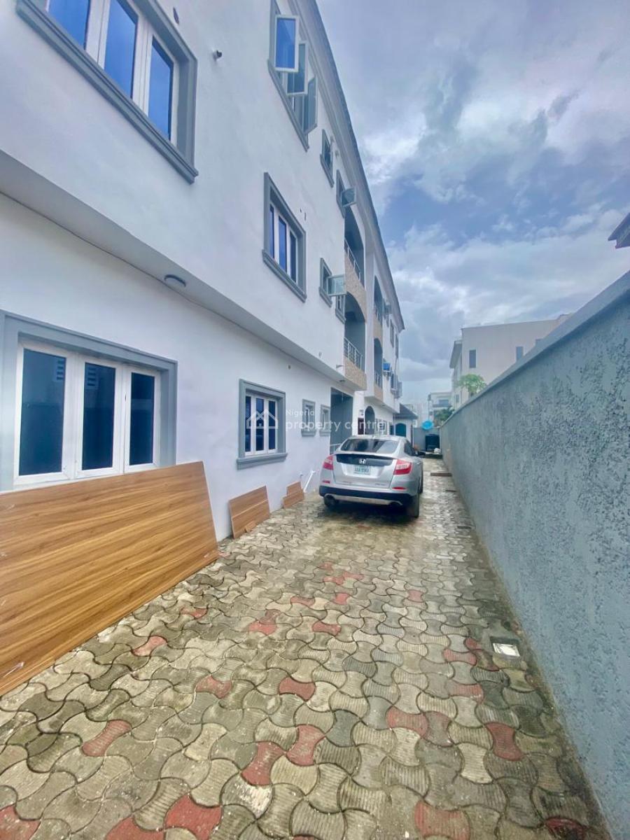 Tastefully Finished 3 Bedroom Flat, Atlantic View Estate By Alpha Beach Road New Road Chevron, Lekki Phase 2, Lekki, Lagos, Flat / Apartment for Rent