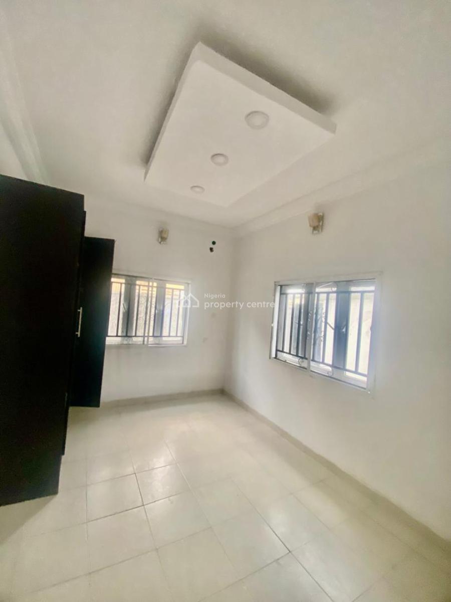 Tastefully Finished 3 Bedroom Flat, Atlantic View Estate By Alpha Beach Road New Road Chevron, Lekki Phase 2, Lekki, Lagos, Flat / Apartment for Rent