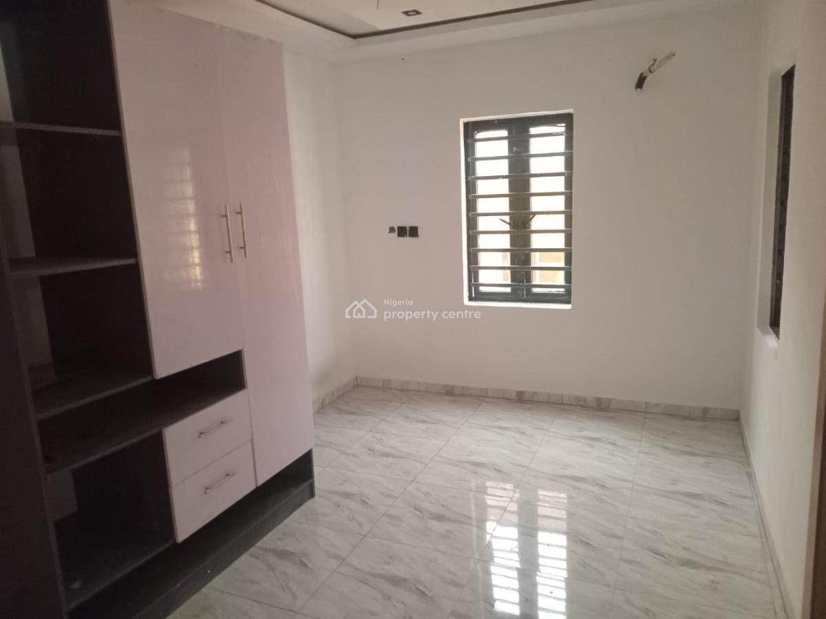 4-bedroom  Semi-detached Duplex in a Secured Estate in Agungi, Agungi, Lekki, Lagos, Semi-detached Duplex for Sale