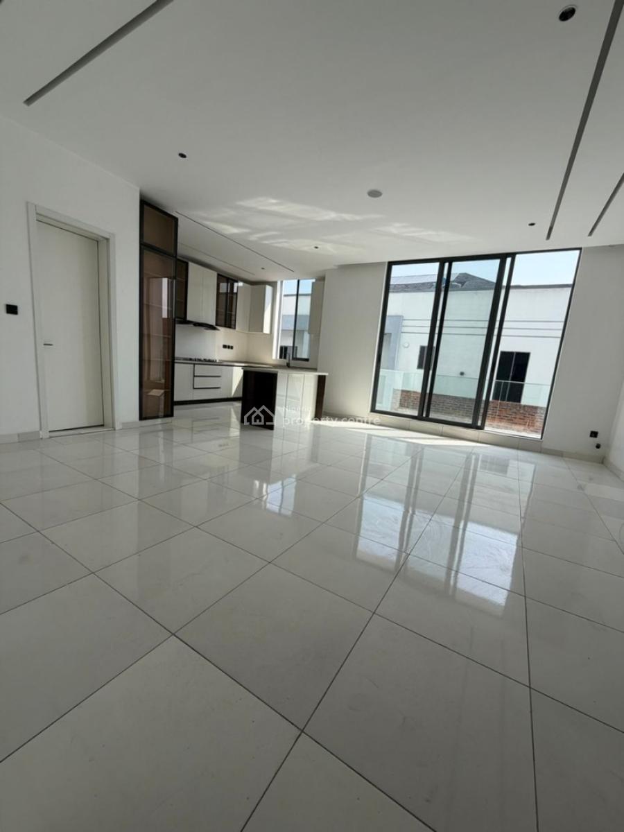 Luxury 2 Bedroom Apartments, Lekki Phase 1, Lekki, Lagos, Flat / Apartment for Sale