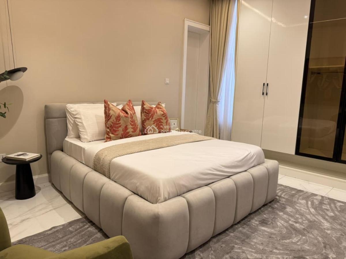 2 Bedroom Apartment with Movable Tv, Ps5, Bathtub and Balcony, Lekki Phase 1, Lekki, Lagos, Flat / Apartment Short Let