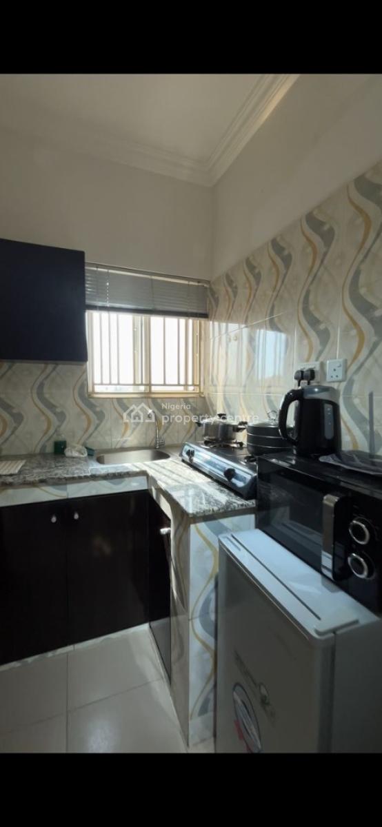 1 Bedroom (warm Teracotta Modern Mediterranean Theme), Lekki Phase 1, Lekki, Lagos, Flat / Apartment Short Let