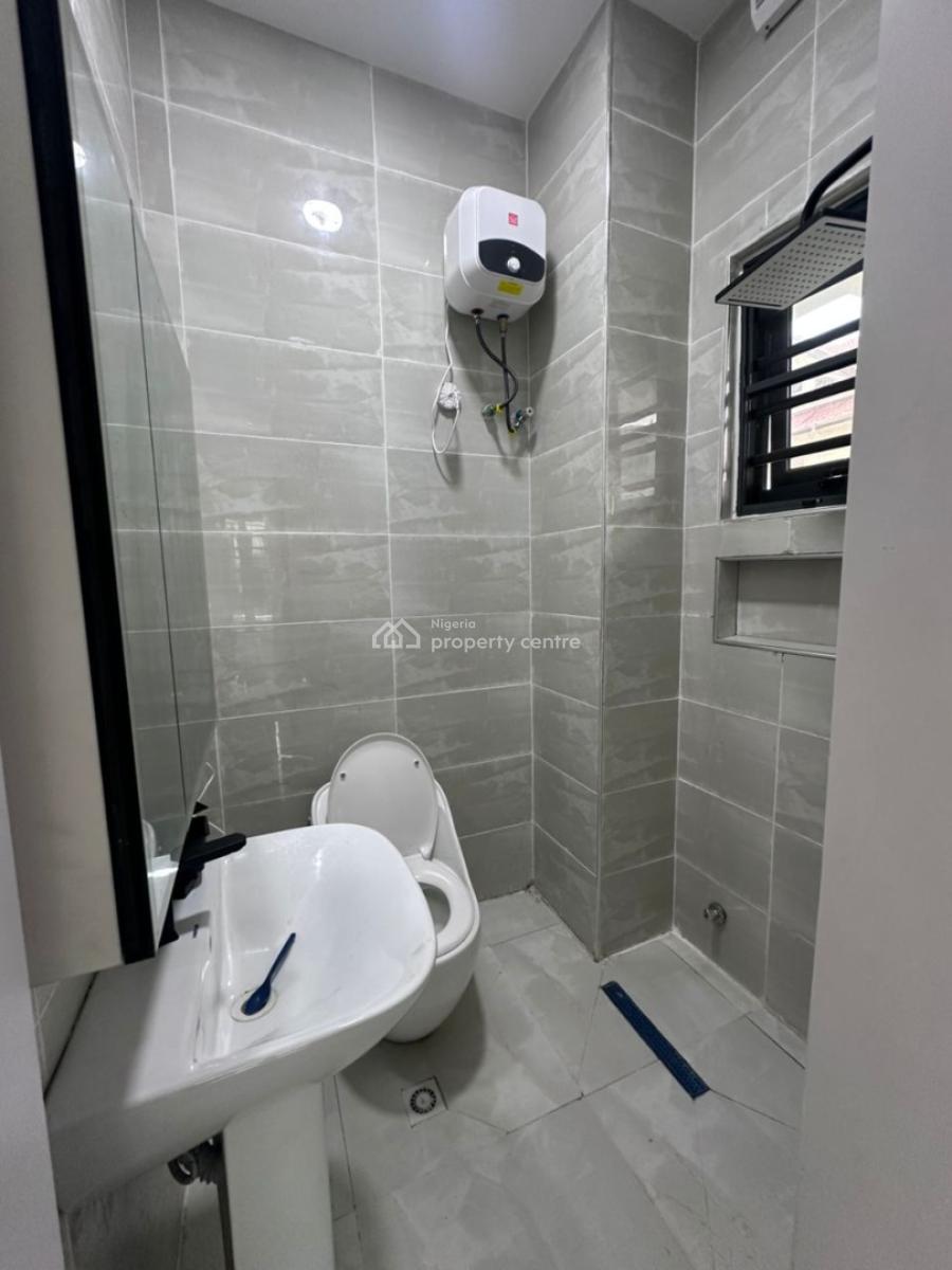 Elegant 4 Bedroom Semi Detached Duplex with Bq in a Secure Estate, Lekki Phase 1, Lekki, Lagos, Semi-detached Duplex for Sale