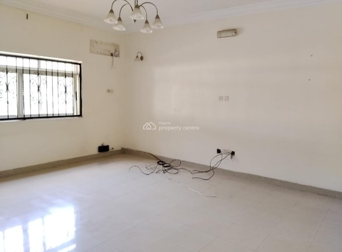 Serviced 4-bedroom Terrace + Boys Quarters, Romay Garden Estate Opp Nicon Town, Ilasan, Lekki, Lagos, Terraced Duplex for Rent