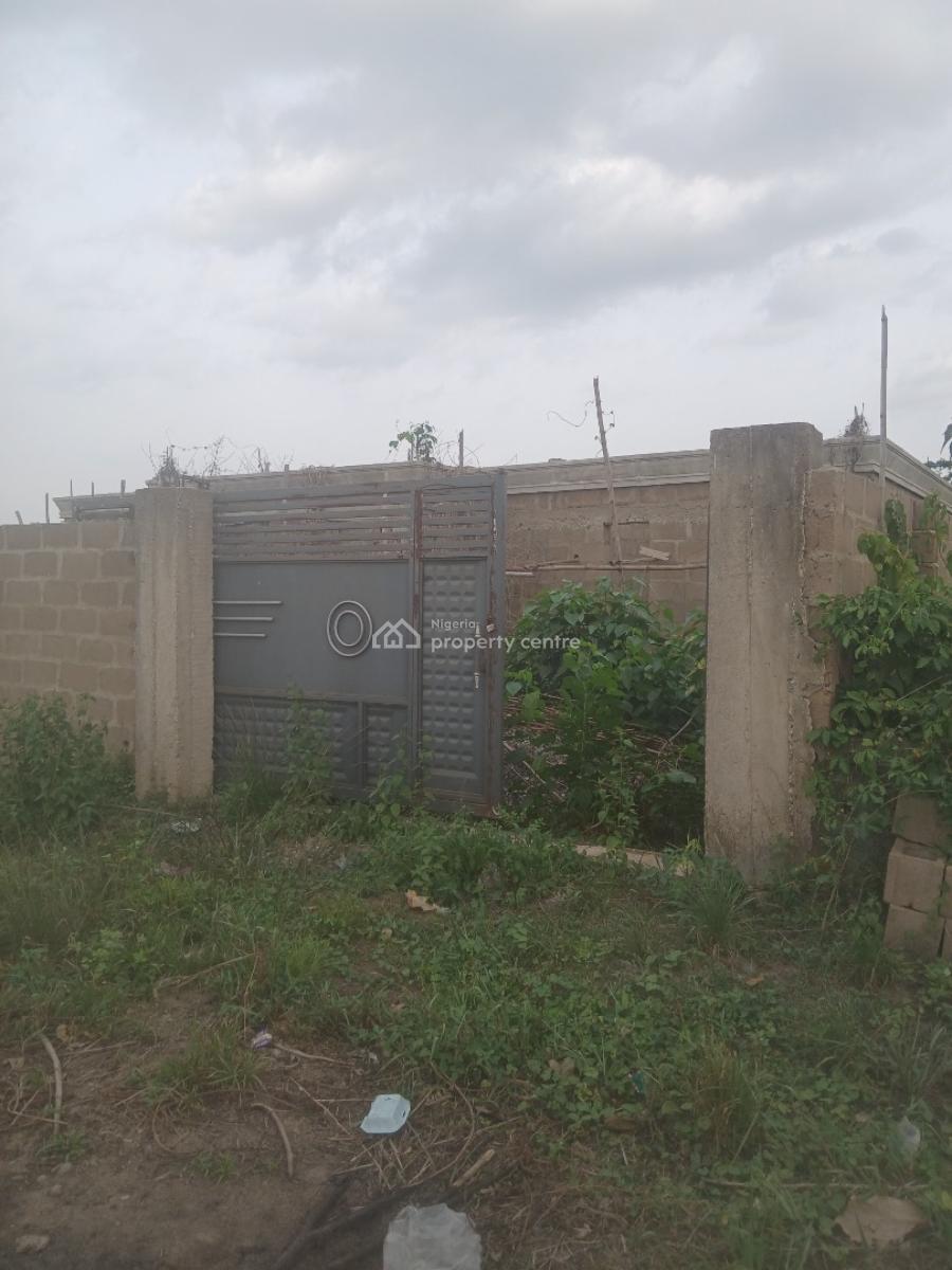 Half Plot of Land, Ofada Roundabout, Mowe Ofada, Ogun, Residential Land for Sale