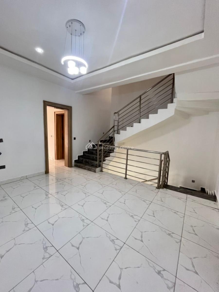 4 Bedroom Terrace Duplex and a Bq, Guzape District, Abuja, Terraced Duplex for Rent
