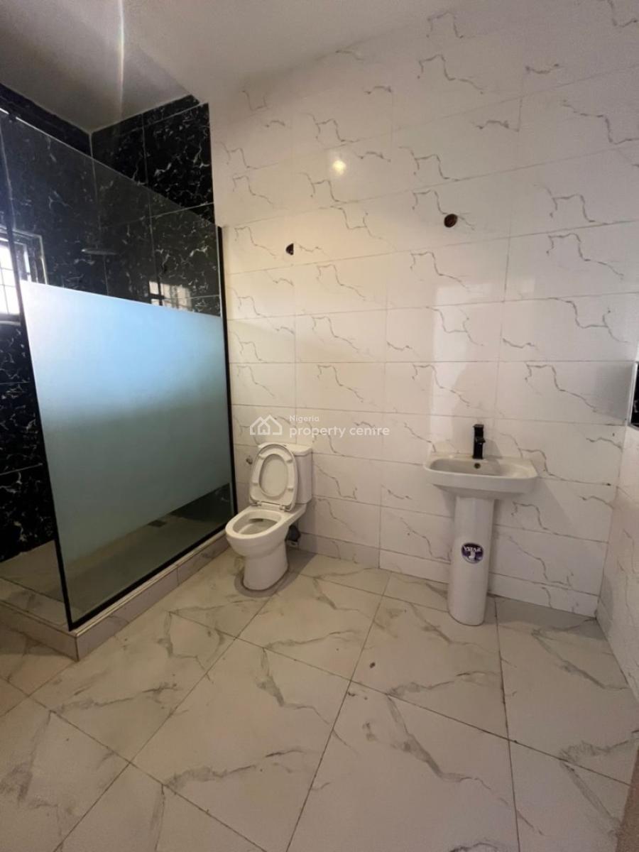 4 Bedroom Terrace Duplex and a Bq, Guzape District, Abuja, Terraced Duplex for Rent