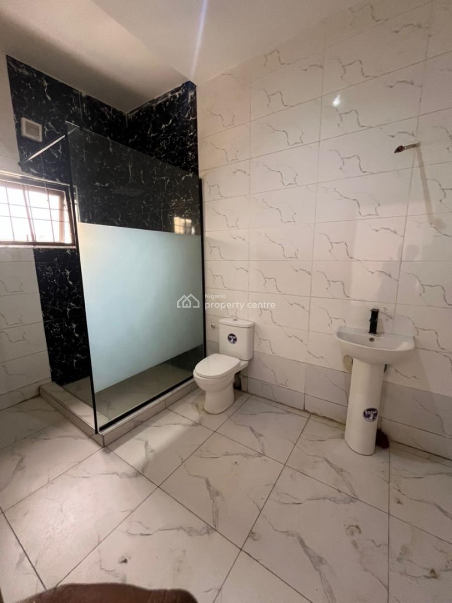 4 Bedroom Terrace Duplex and a Bq, Guzape District, Abuja, Terraced Duplex for Rent