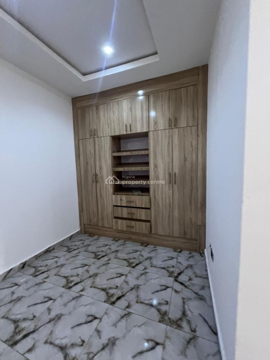 4 Bedroom Terrace Duplex and a Bq, Guzape District, Abuja, Terraced Duplex for Rent