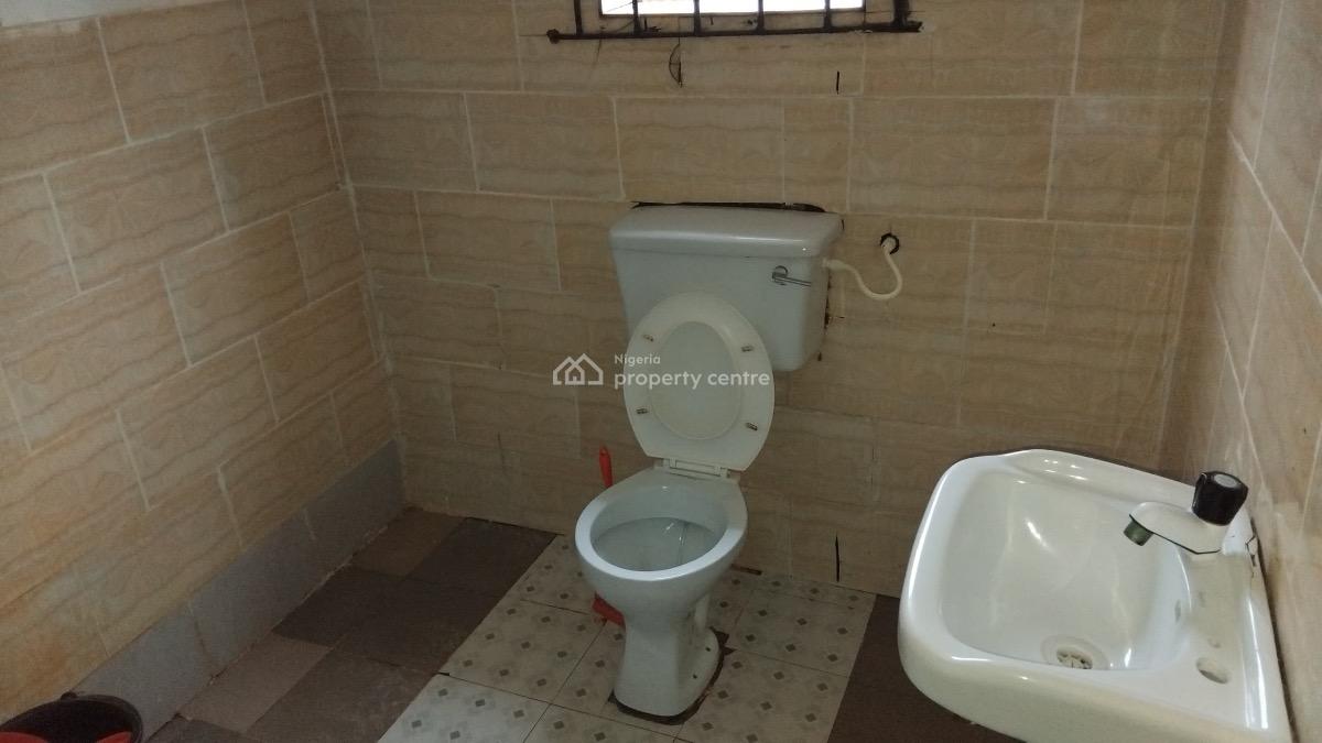 Spacious Private En-suite Room in a Quiet 2-bed Flat - Direct Owner, Badore, Ajah, Lagos, Flat / Apartment for Rent