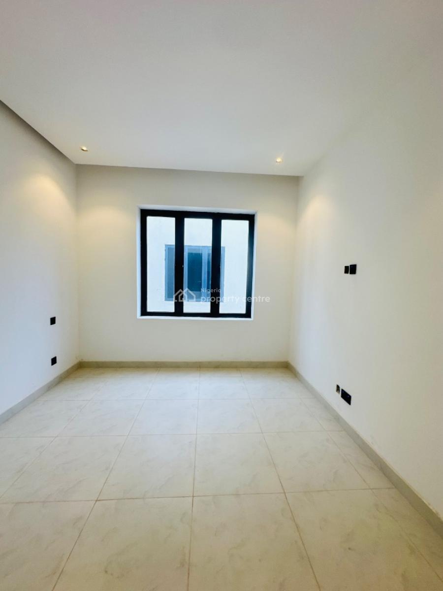 Unfurnished 4 Bedroom Semi Detached Duplex with Bq, Lekki Phase 1, Lekki, Lagos, Semi-detached Duplex for Sale