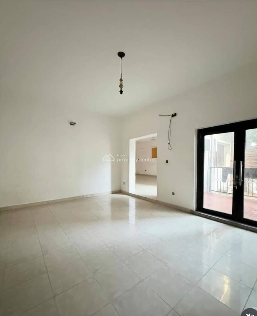 High Rated Commercial 5bedroom Fully Detached Duplex with Rooms Bq, Lekki Phase 1, Lekki, Lagos, Commercial Property for Rent