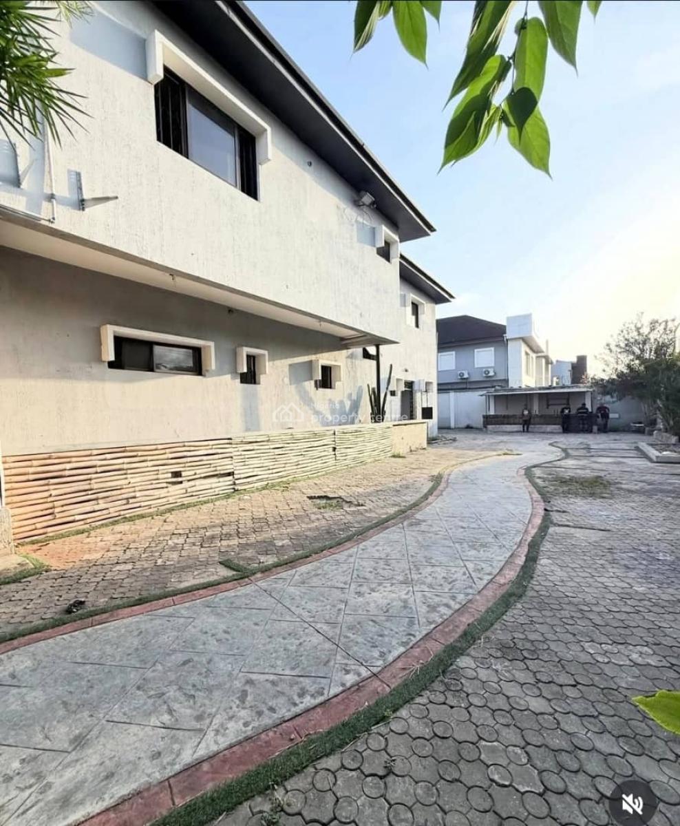 High Rated Commercial 5bedroom Fully Detached Duplex with Rooms Bq, Lekki Phase 1, Lekki, Lagos, Commercial Property for Rent