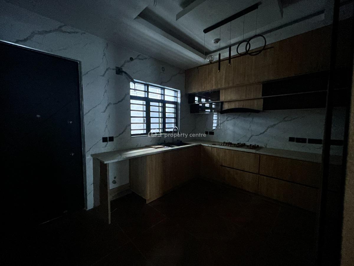 Luxury 4 Bedroom Semi-detached Duplex, Lekki Phase 1, Lekki, Lagos, Semi-detached Duplex for Rent