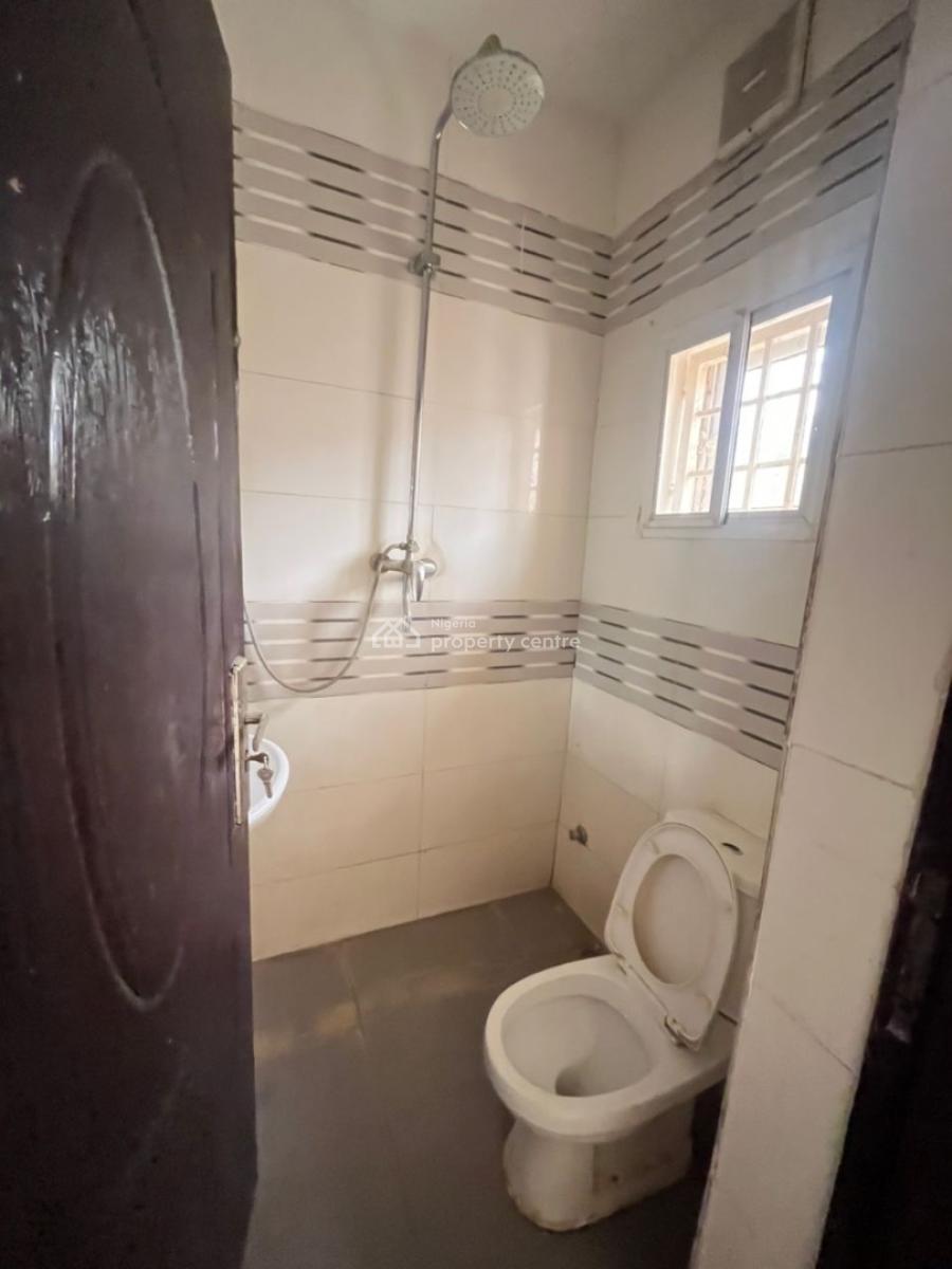 4 Bedroom Terrace Duplex and a Bq, Guzape District, Abuja, Terraced Duplex for Sale