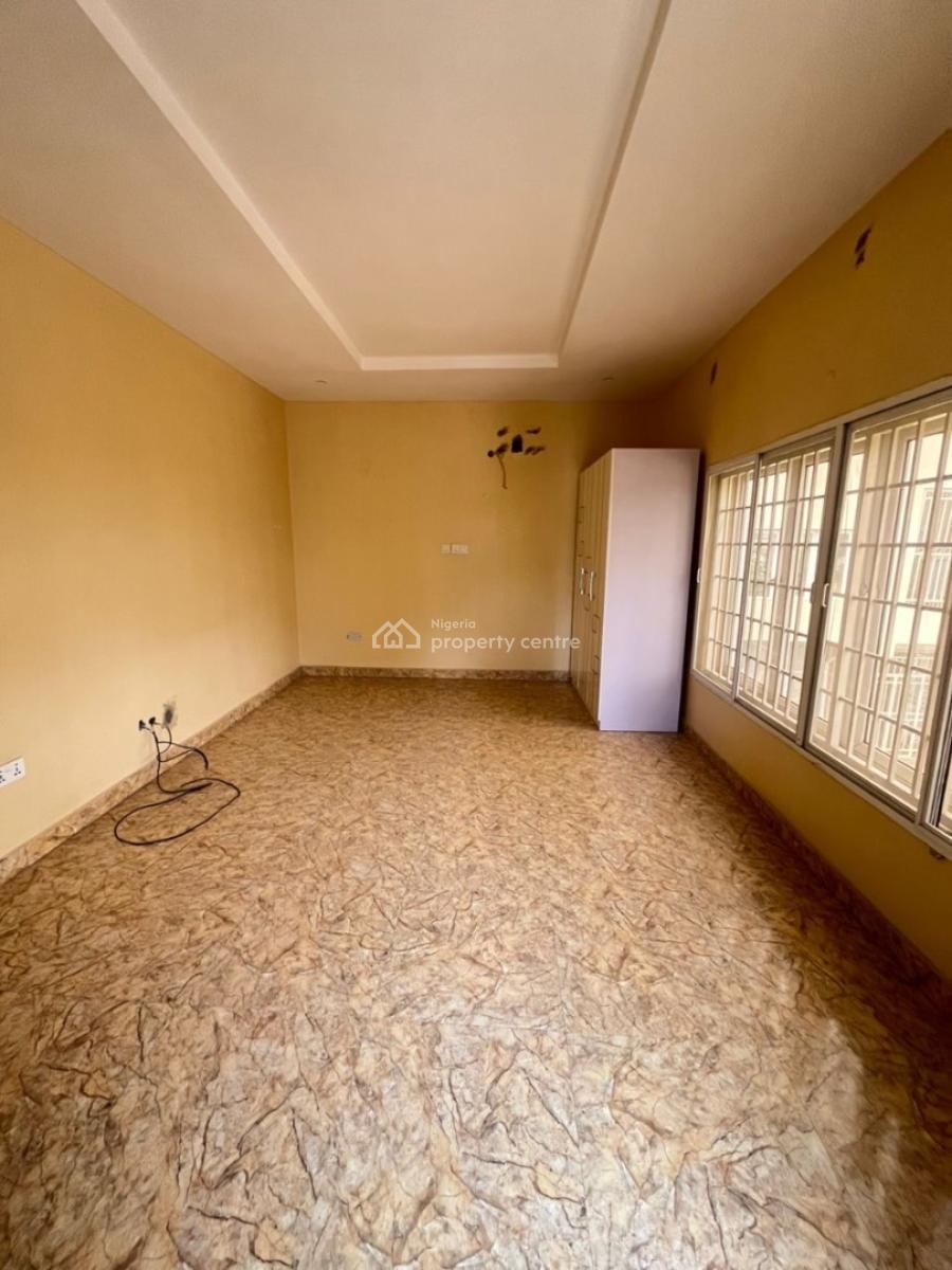 4 Bedroom Terrace Duplex and a Bq, Guzape District, Abuja, Terraced Duplex for Sale
