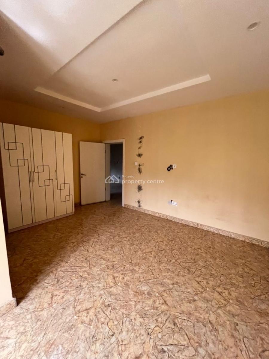 4 Bedroom Terrace Duplex and a Bq, Guzape District, Abuja, Terraced Duplex for Sale