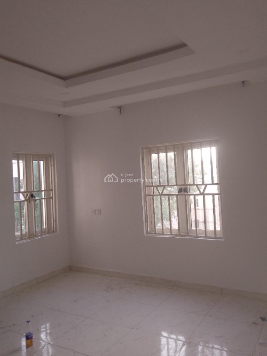 Spacious 3 Bedrooms Flat with Modern Design, Gwarinpa, Abuja, Flat / Apartment for Rent