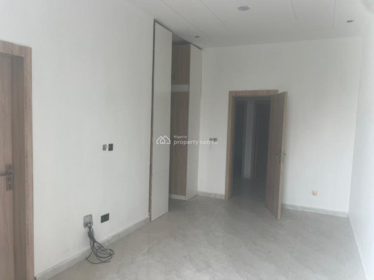 Self Compound 4 Bedroom Terrace Duplex, Ikota, Lekki, Lagos, Terraced Duplex for Sale