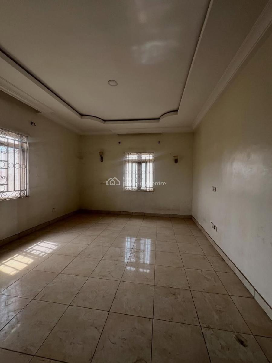 3 Bedroom Apartment with Bq, Guzape District, Abuja, Flat / Apartment for Rent