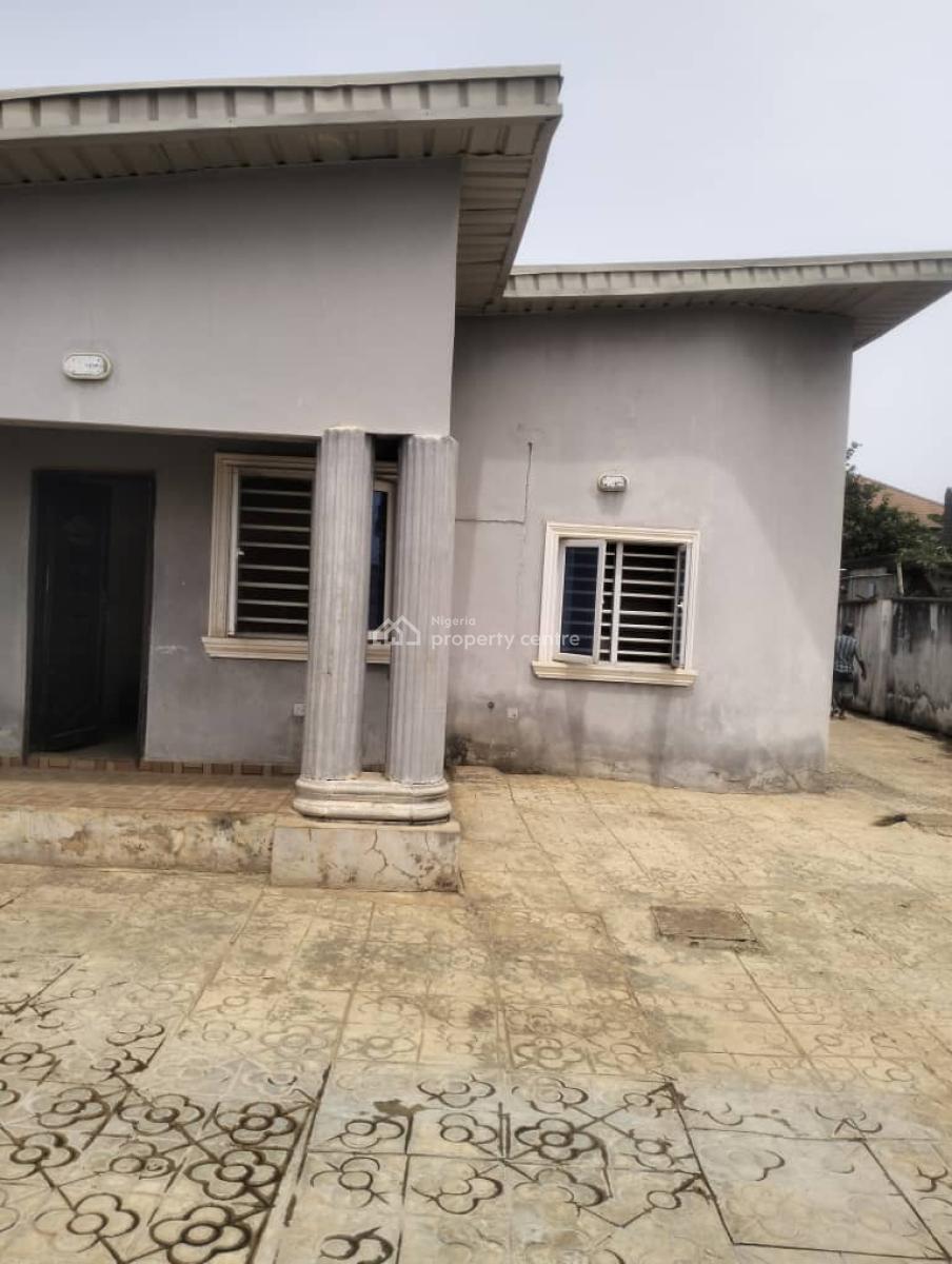 Well Maintained Apartment, New London Baruwa, Ipaja, Lagos, Detached Bungalow for Sale