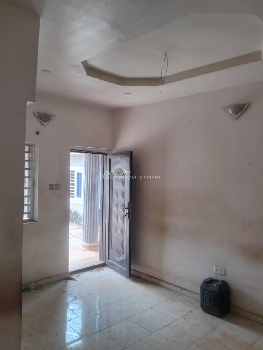 Well Maintained Apartment, New London, Baruwa, Ipaja, Lagos, Detached Bungalow for Sale