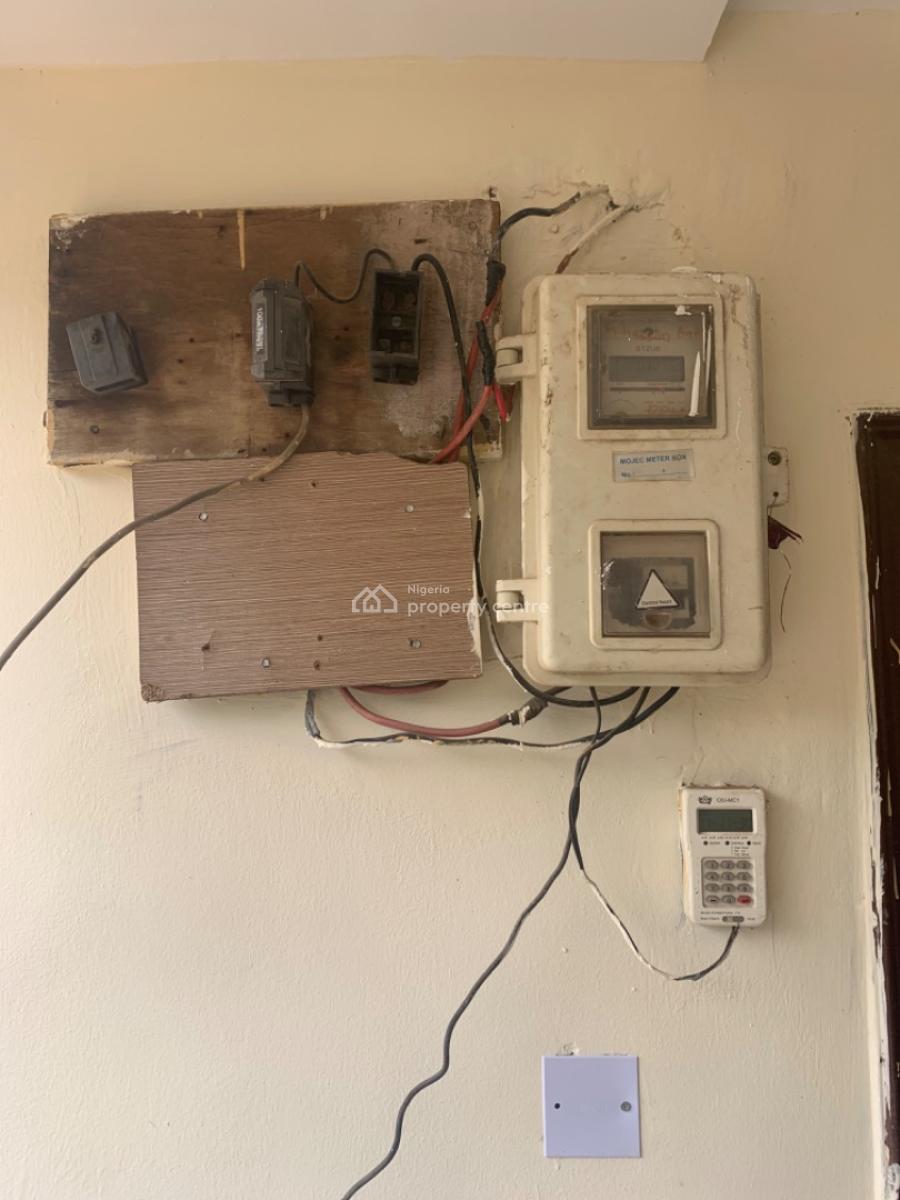 2 Bedroom Flat on The First Floor, Area 2, Garki, Abuja, Garki, Abuja, Flat / Apartment for Rent