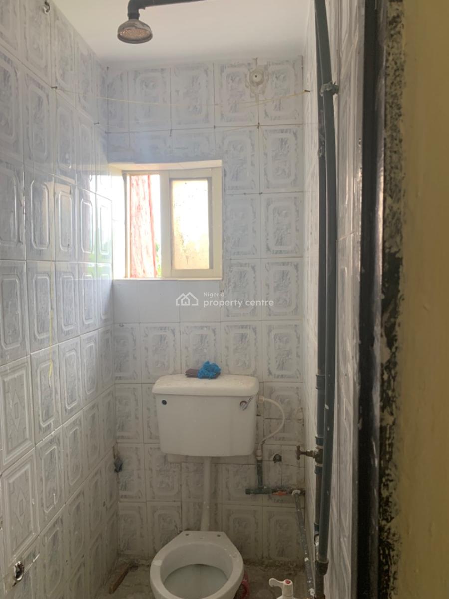 2 Bedroom Flat on The First Floor, Area 2, Garki, Abuja, Garki, Abuja, Flat / Apartment for Rent