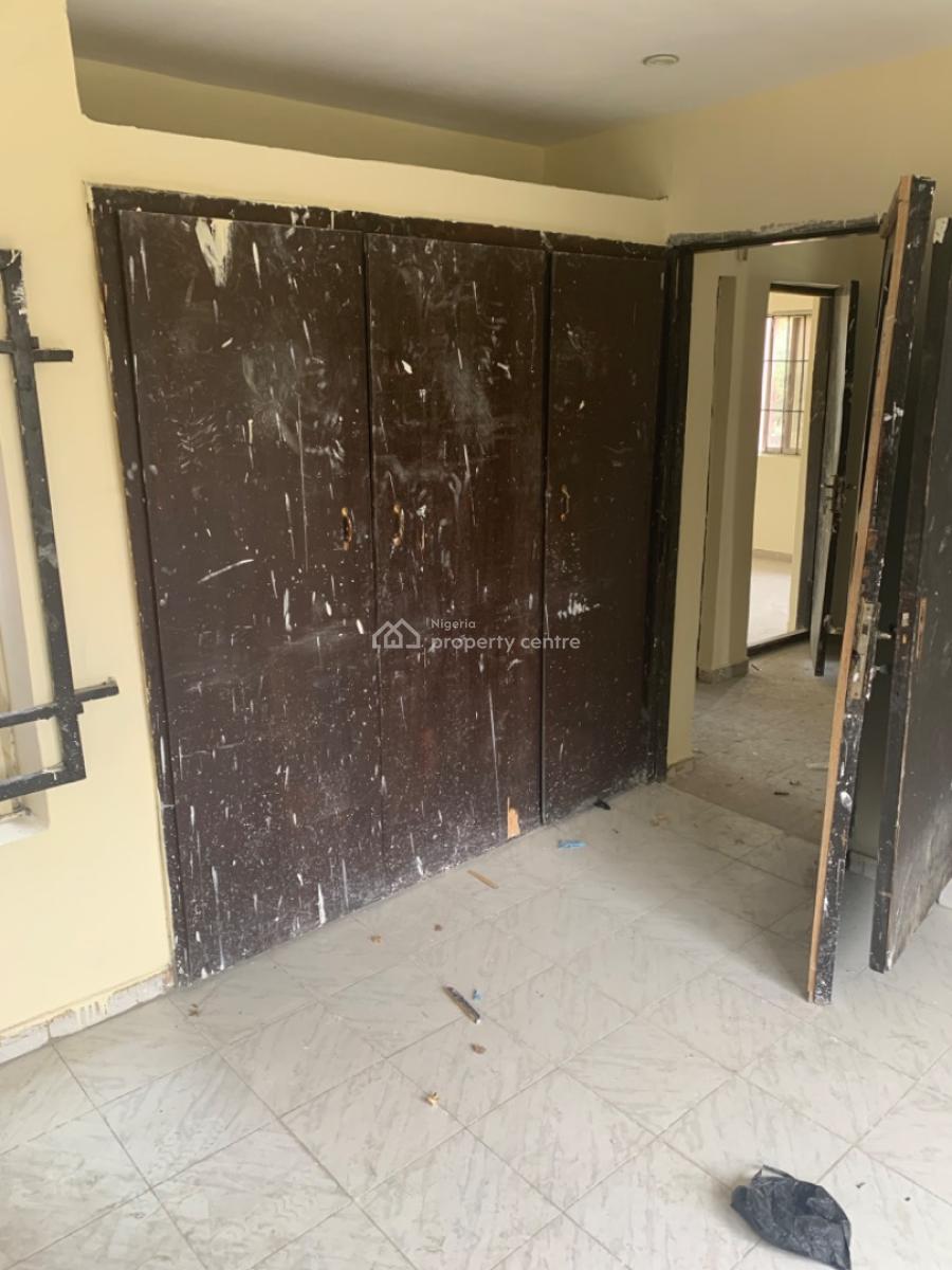 2 Bedroom Flat on The First Floor, Area 2, Garki, Abuja, Garki, Abuja, Flat / Apartment for Rent