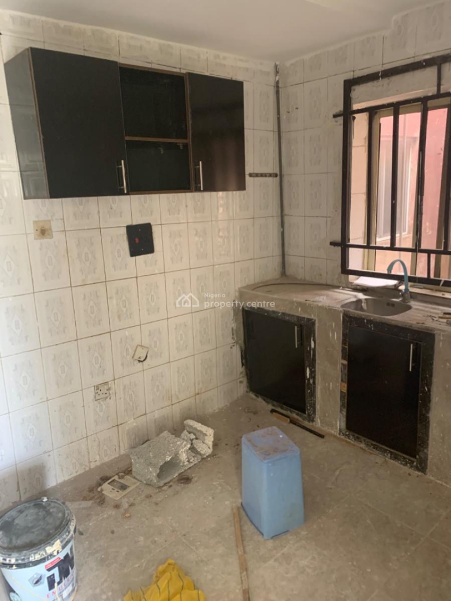 2 Bedroom Flat on The First Floor, Area 2, Garki, Abuja, Garki, Abuja, Flat / Apartment for Rent