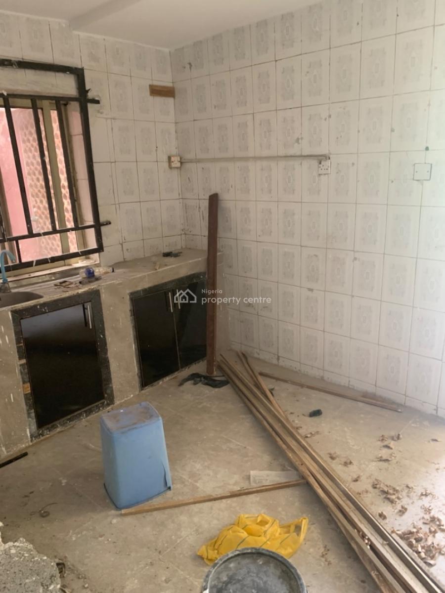 2 Bedroom Flat on The First Floor, Area 2, Garki, Abuja, Garki, Abuja, Flat / Apartment for Rent