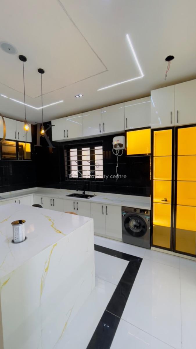 Luxury 5 Bedroom House with Modern Facilities, Thomas Estate, Ajah, Lagos, Detached Duplex for Sale