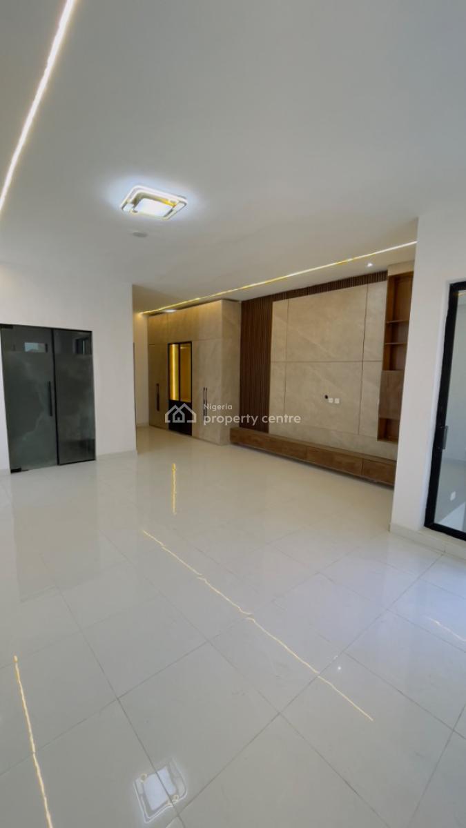 Luxury 5 Bedroom with Bq with Modern Facilities, Ajah, Lagos, Detached Duplex for Sale