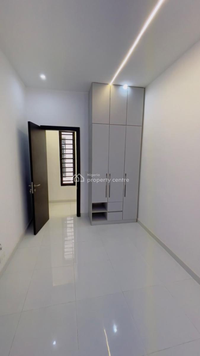 Luxury 5 Bedroom with Bq with Modern Facilities, Ajah, Lagos, Detached Duplex for Sale