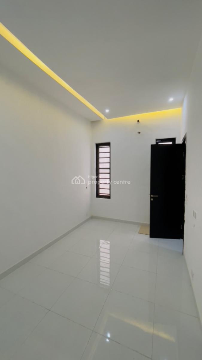 Luxury 5 Bedroom with Bq with Modern Facilities, Ajah, Lagos, Detached Duplex for Sale