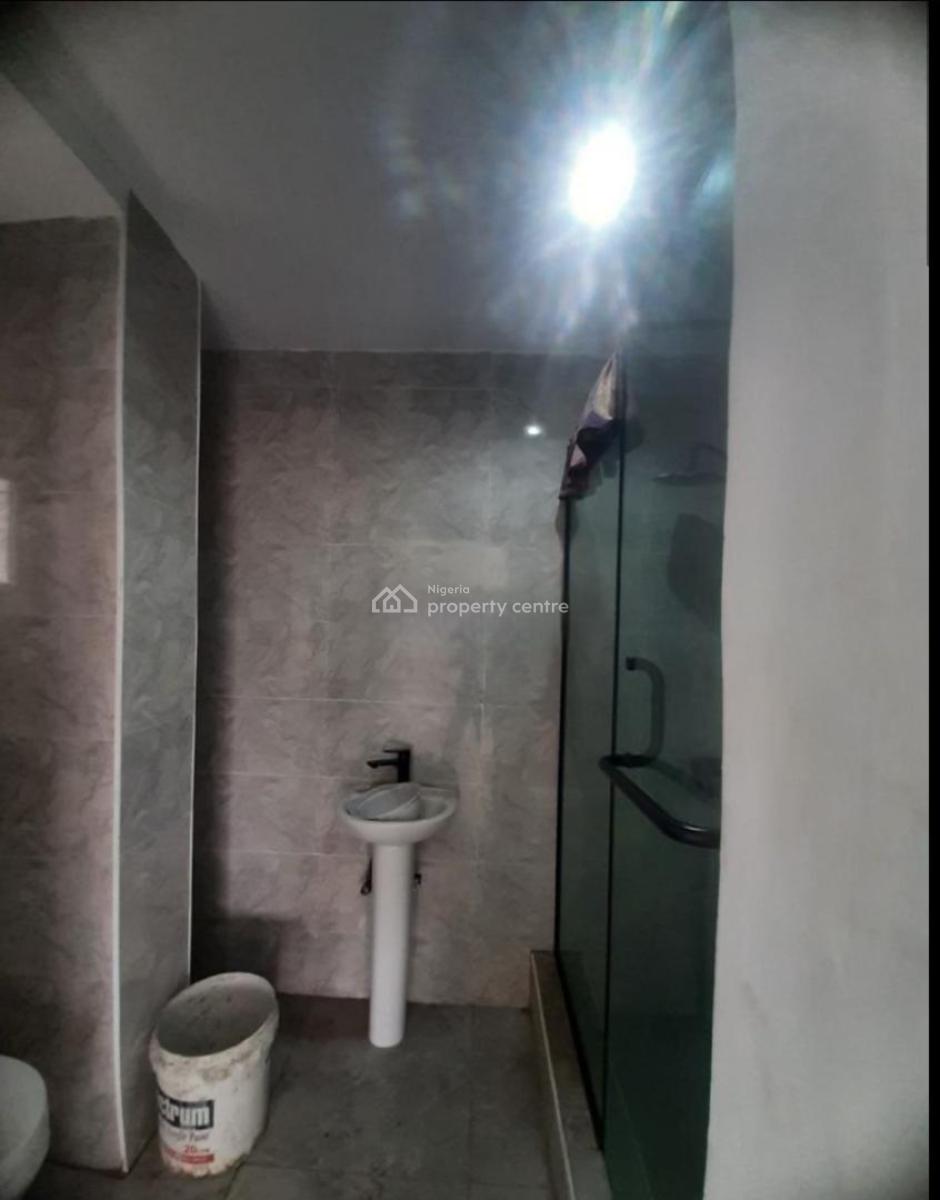 Luxury 2 Bedroom En-suite Flat  Newly Built and Serviced, Ikoyi, Lagos, House for Sale