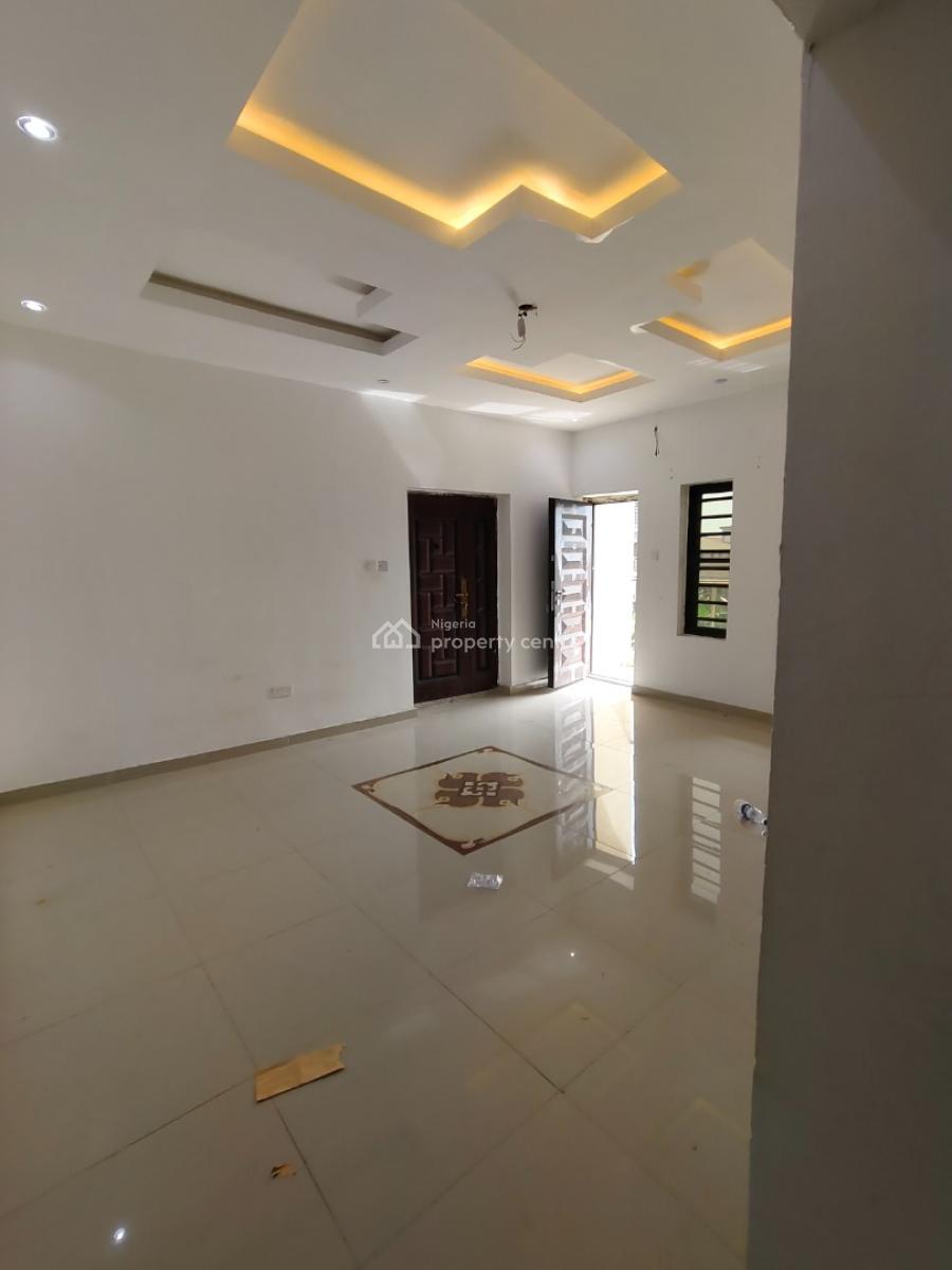Sharp 2 Bedrooms Apartment, After Lbs Sangotedo, Ajah, Lagos, Flat / Apartment for Rent