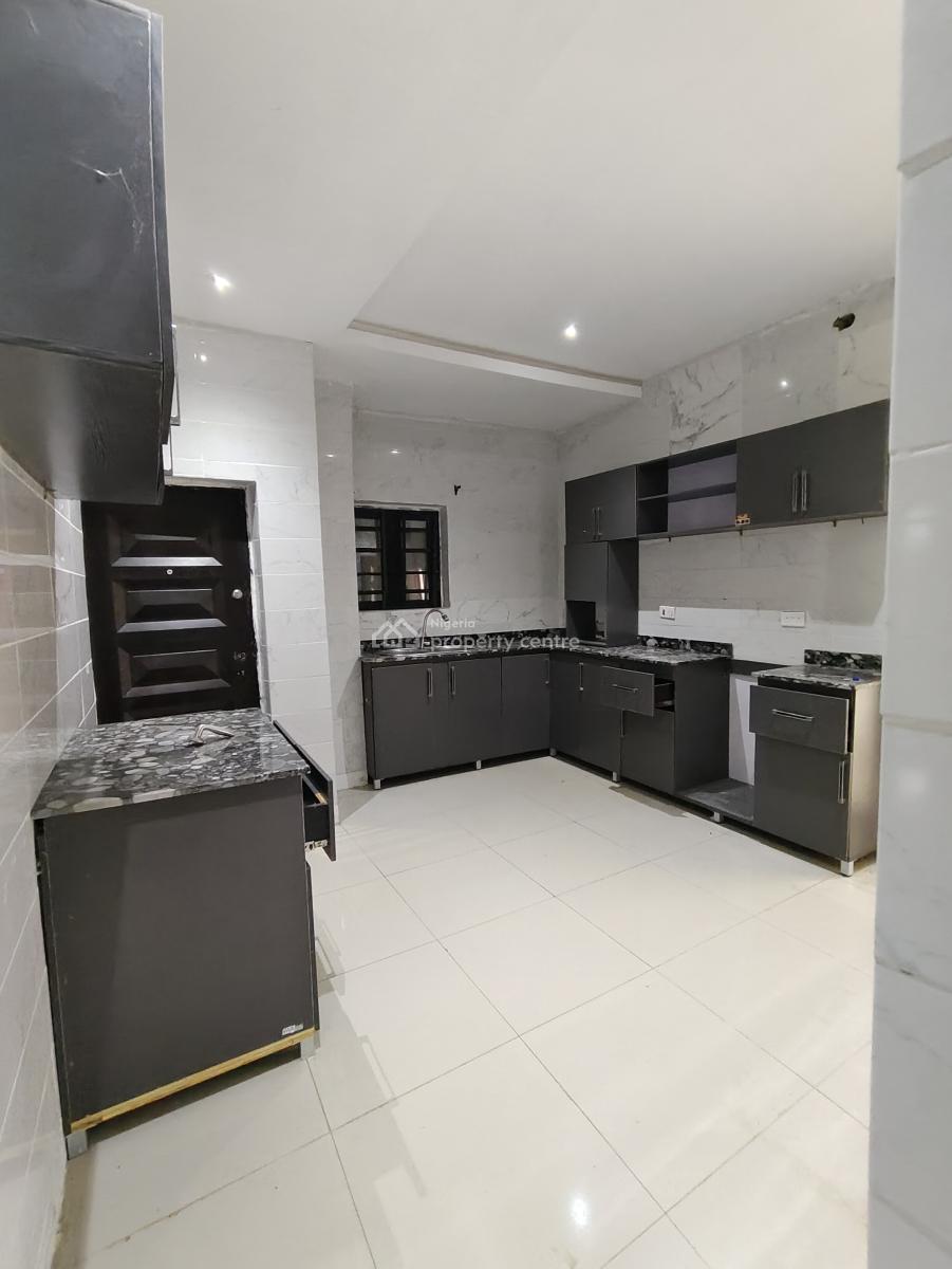 Sharp 2 Bedrooms Apartment, After Lbs Sangotedo, Ajah, Lagos, Flat / Apartment for Rent