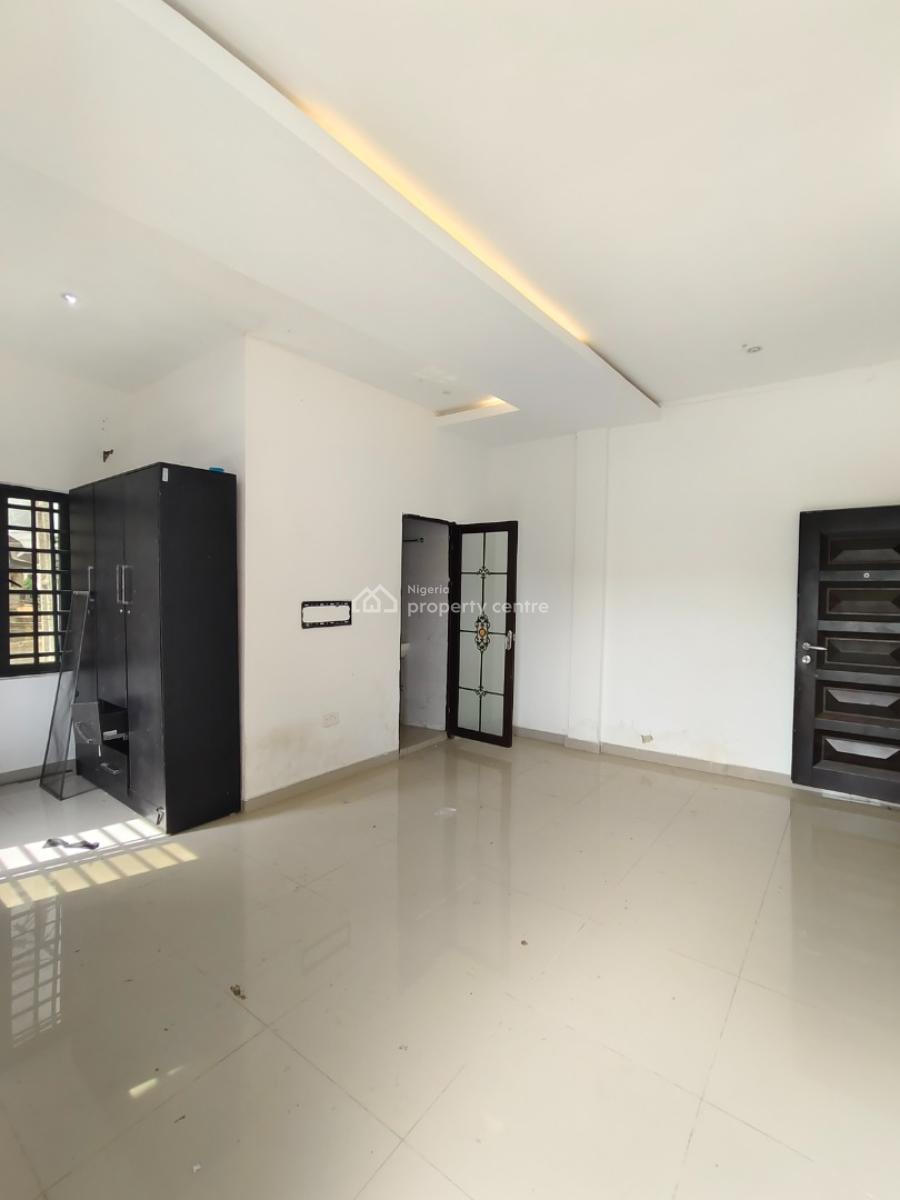 Sharp 2 Bedrooms Apartment, After Lbs Sangotedo, Ajah, Lagos, Flat / Apartment for Rent
