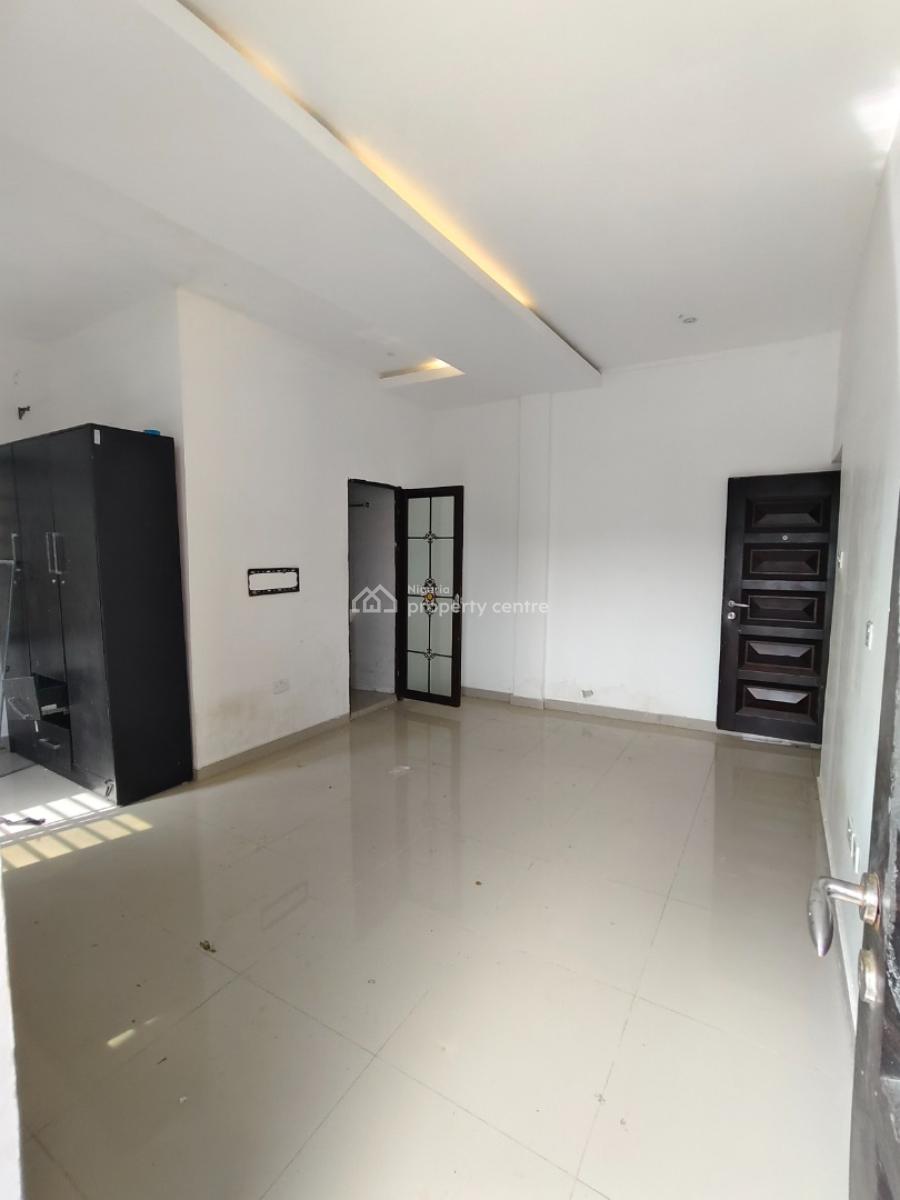Sharp 2 Bedrooms Apartment, After Lbs Sangotedo, Ajah, Lagos, Flat / Apartment for Rent