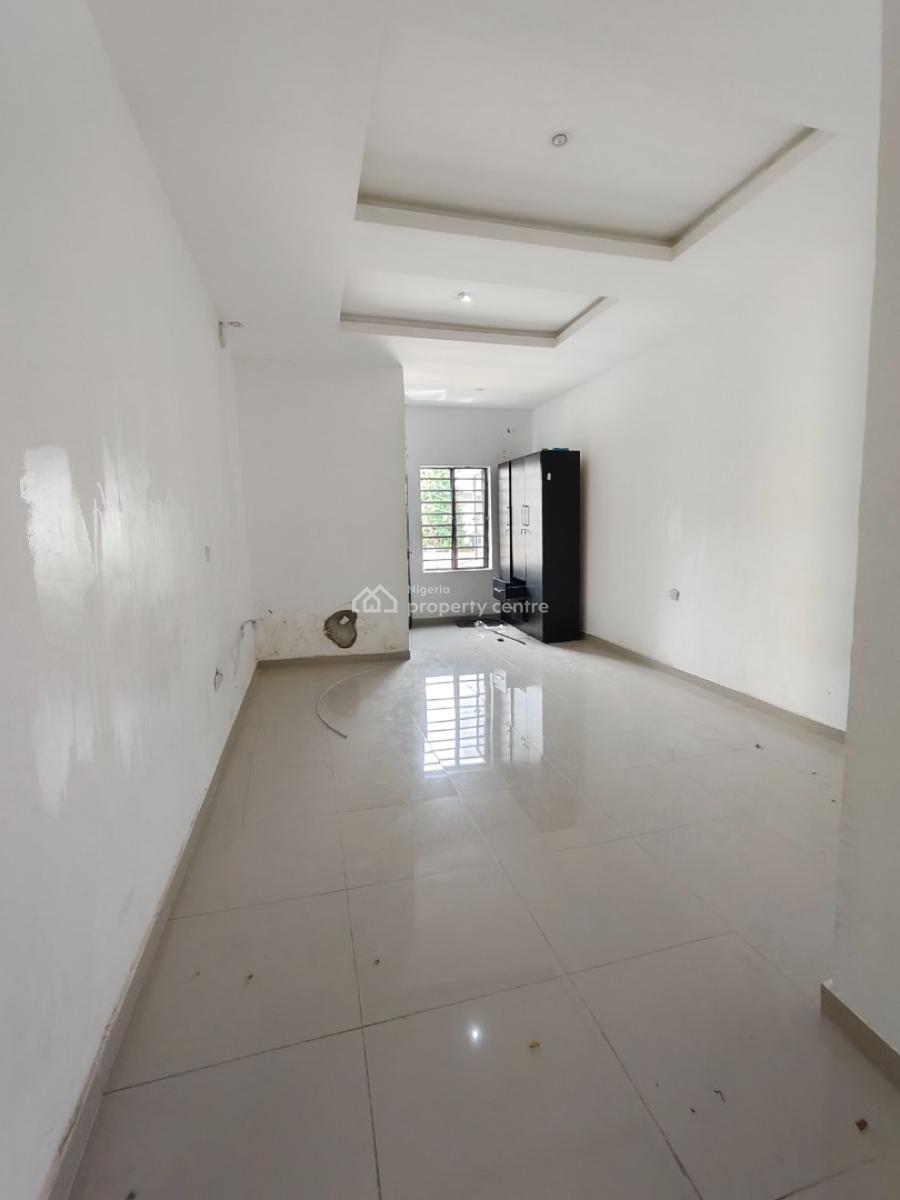 Sharp 2 Bedrooms Apartment, After Lbs Sangotedo, Ajah, Lagos, Flat / Apartment for Rent