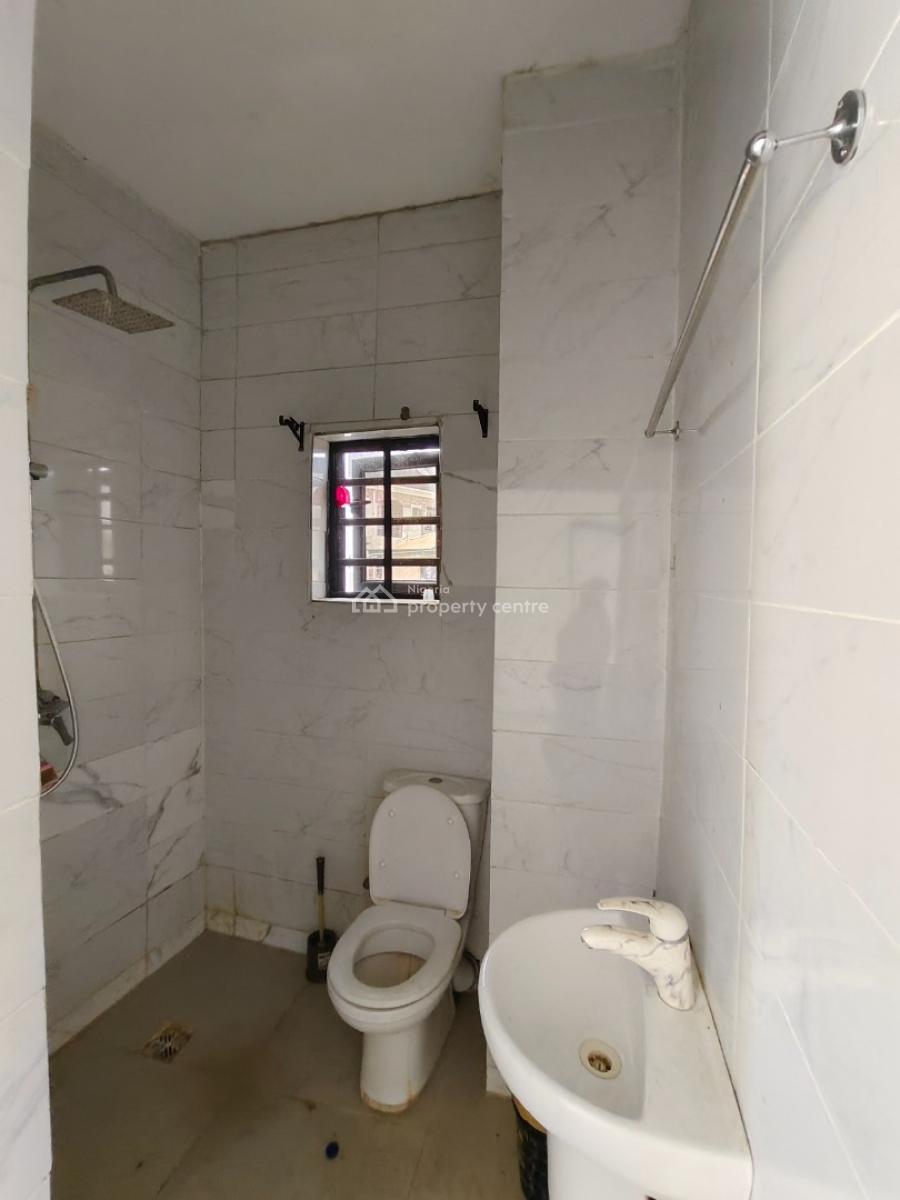 Sharp 2 Bedrooms Apartment, After Lbs Sangotedo, Ajah, Lagos, Flat / Apartment for Rent