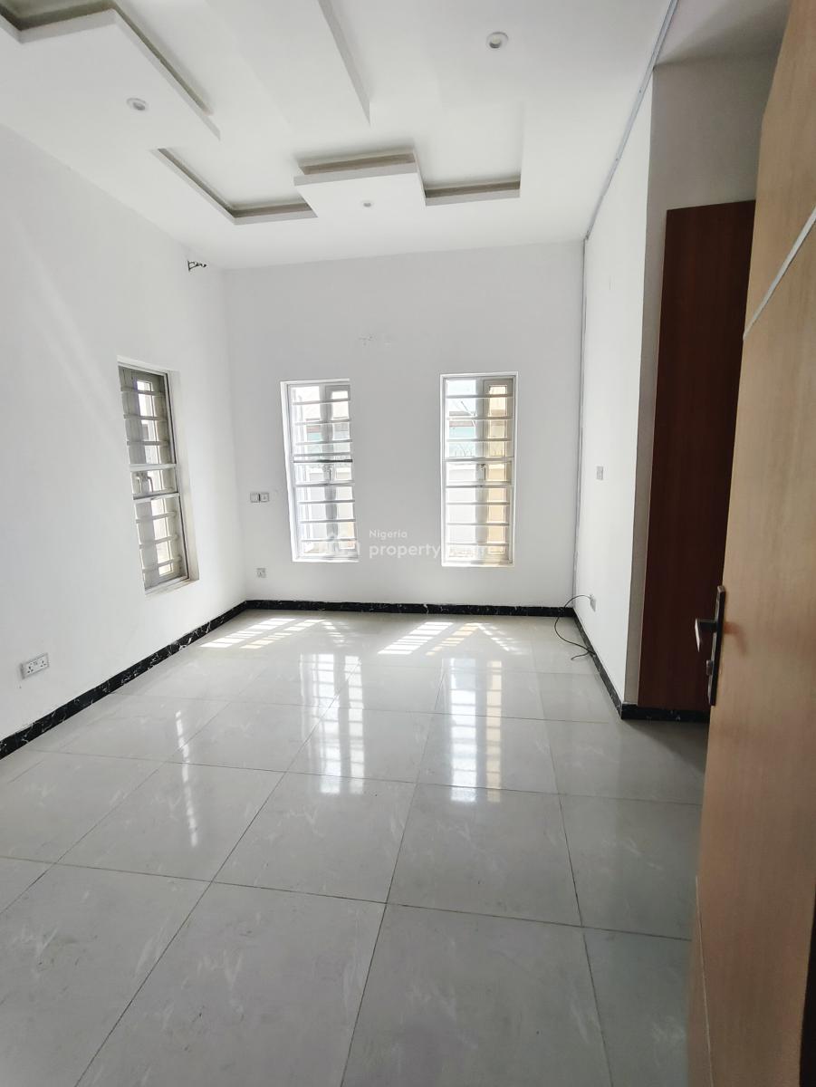 Sharp and Standard 3 Bedrooms Apartment, After Lbs Sangotedo, Ajah, Lagos, Flat / Apartment for Rent