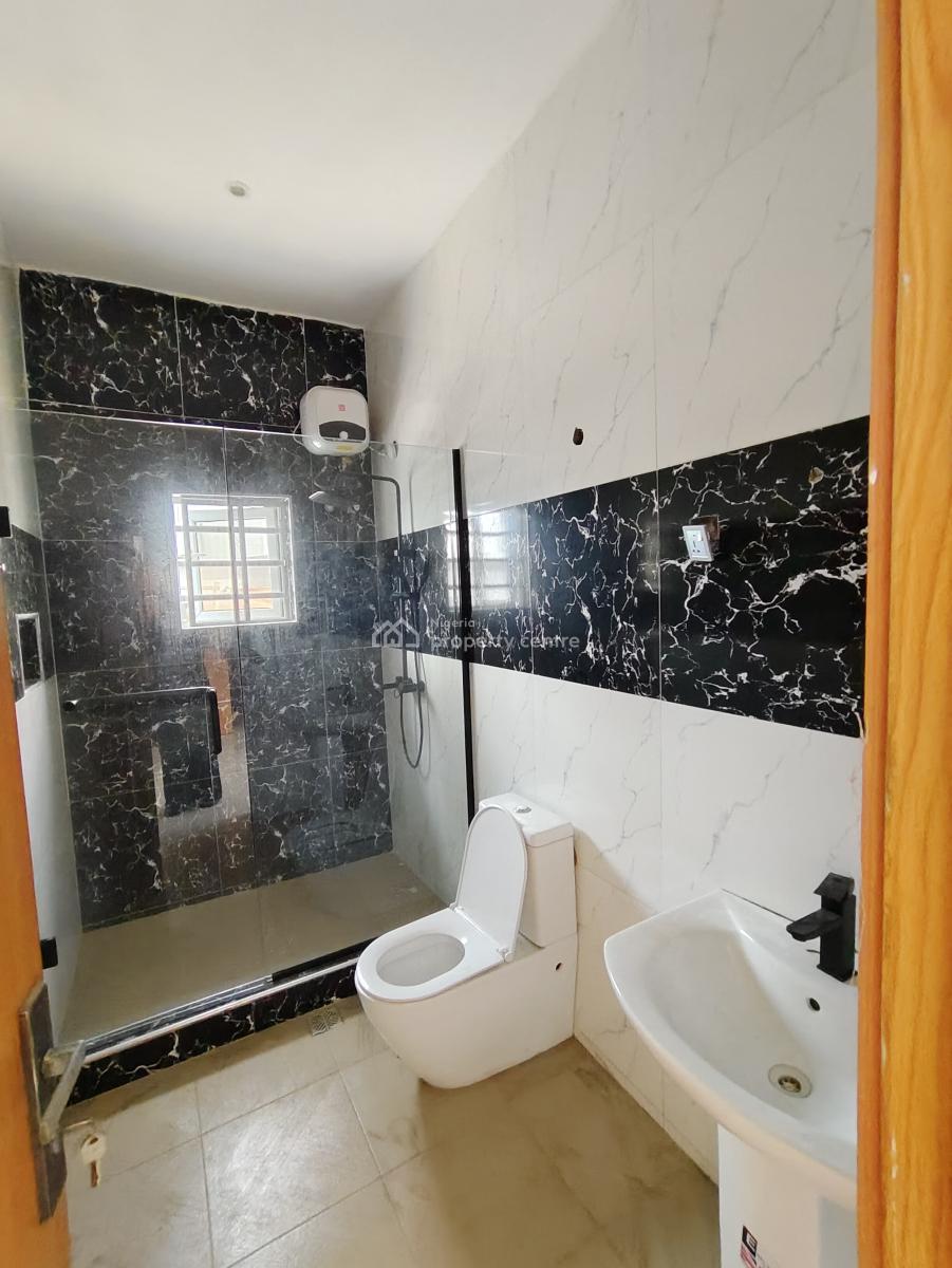 Sharp and Standard 3 Bedrooms Apartment, After Lbs Sangotedo, Ajah, Lagos, Flat / Apartment for Rent