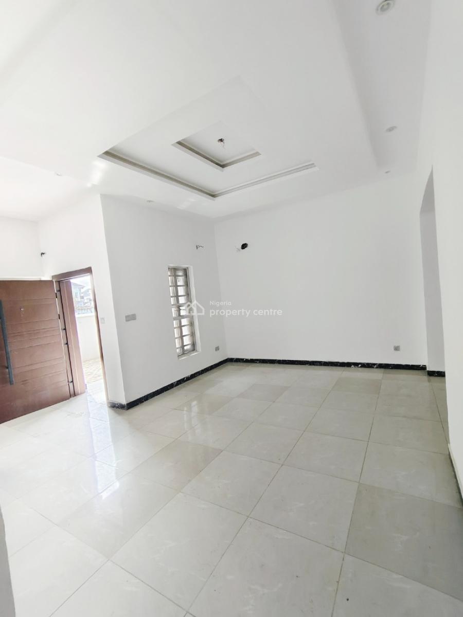 Sharp and Standard 3 Bedrooms Apartment, After Lbs Sangotedo, Ajah, Lagos, Flat / Apartment for Rent